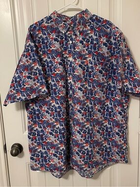 Ariat Men’s XXL Short Sleeve Hawaiian Floral Red Longhorn Print Shirt
